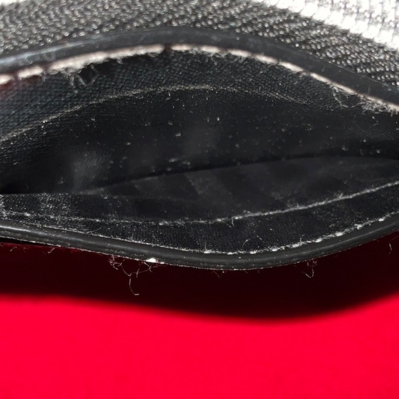 NWT Victoria's Secret Metallic Silver Card Holder - Picture 4 of 9